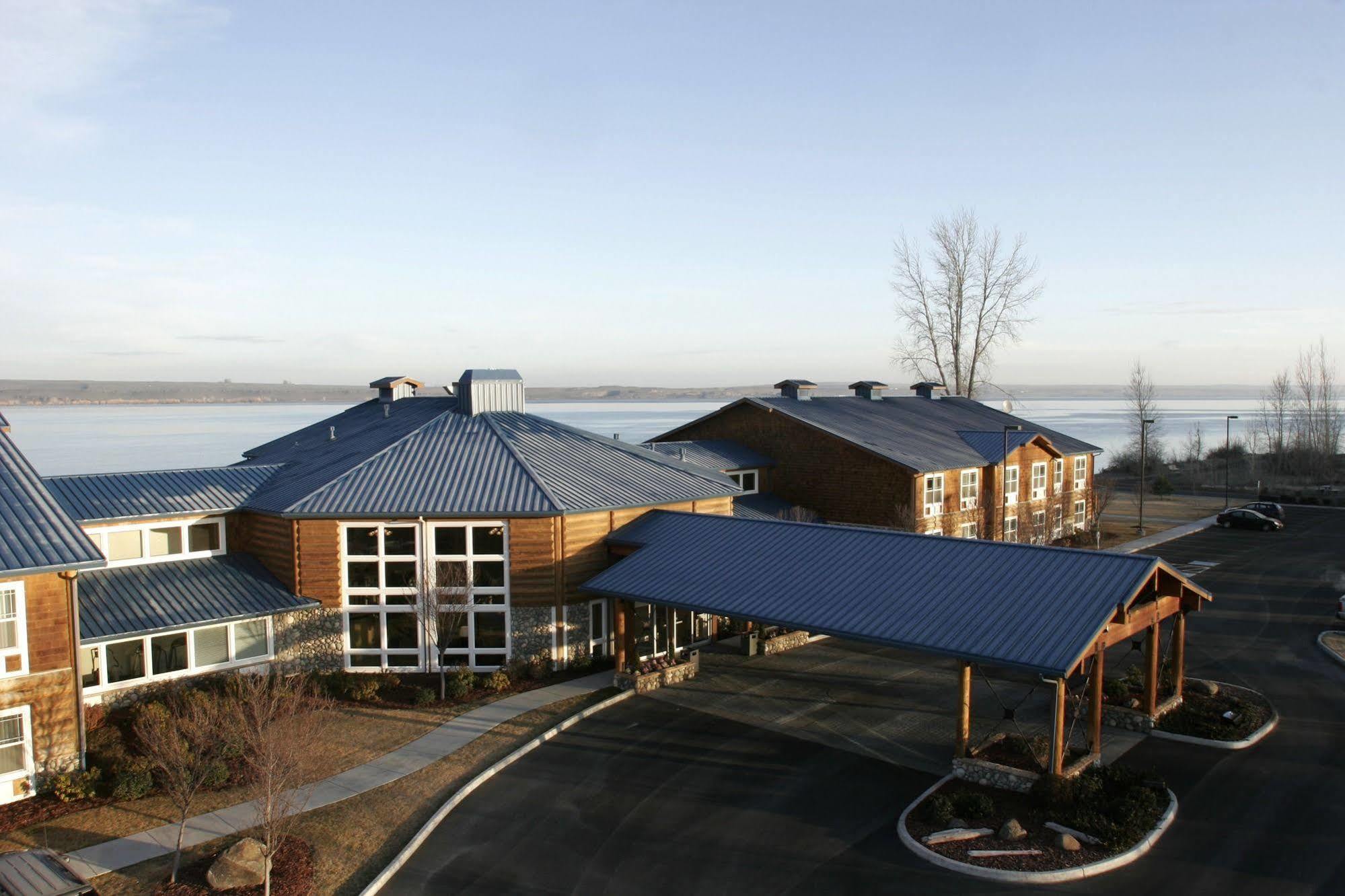 River Lodge And Cabins บอร์ดแมน ภายนอก รูปภาพ